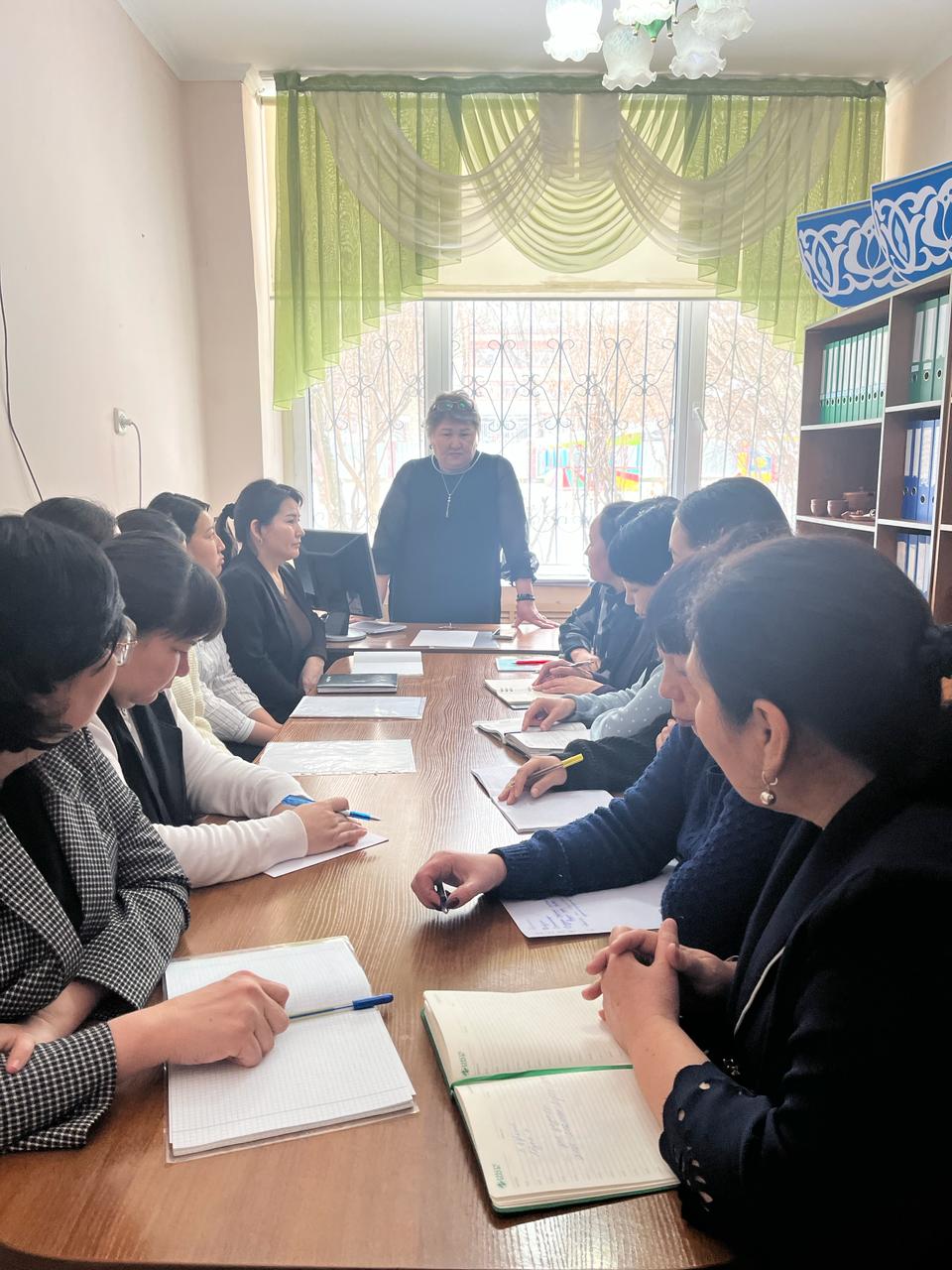 Педагогтармен  буллингк қарсы түсініктеме жұмыстары жүргізілді басшы Алмабекова А.М.