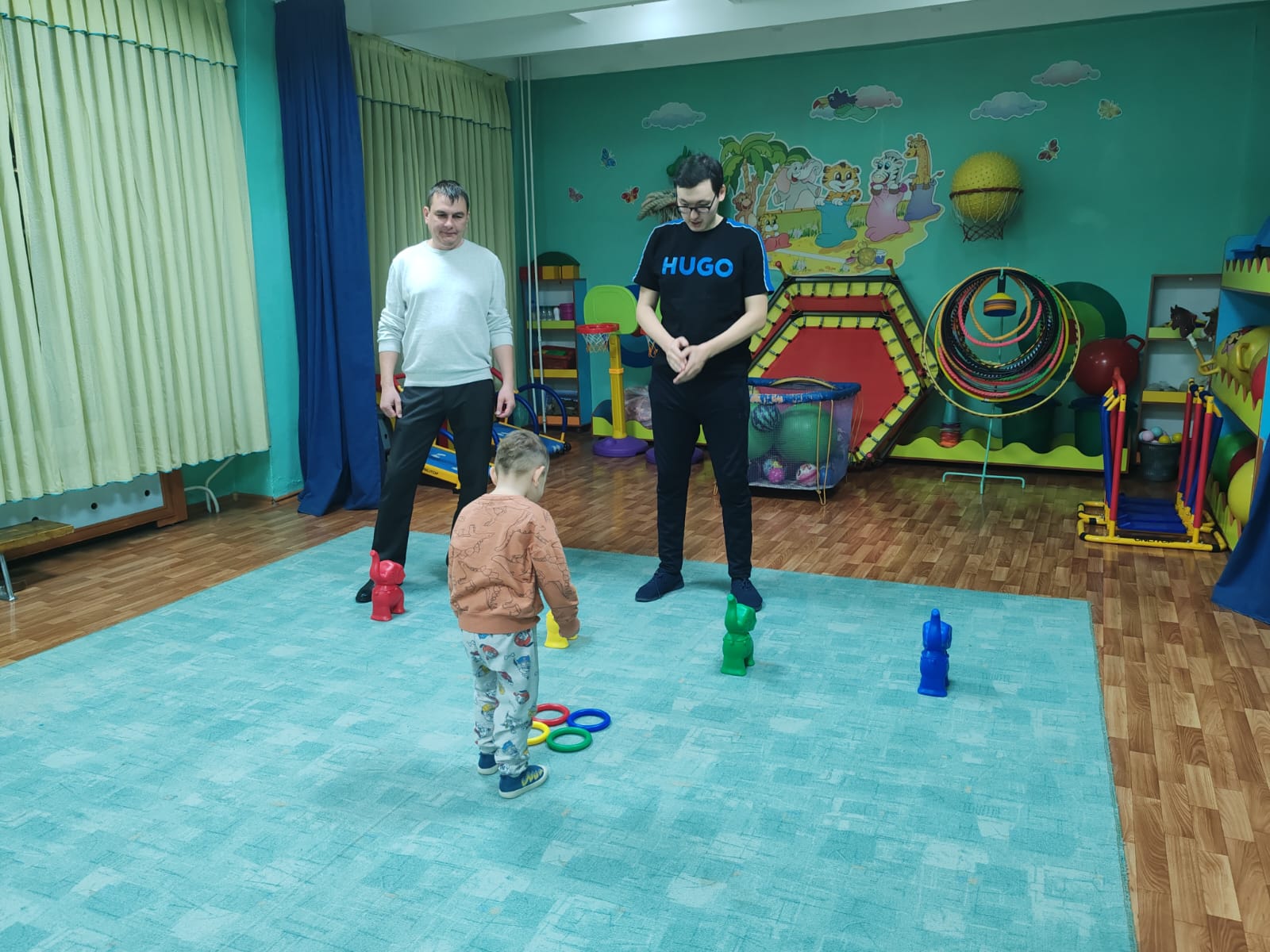 Ұйымдастырылмаған баламен   жұмыс кезеңі   "Мәреге дәл салу" Дене шынықтыру жетекшісі: АхметқалиЖ.Б.
