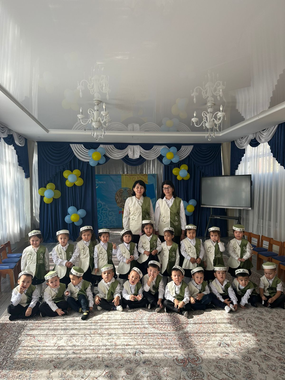 25 - қазан Қазақстан Республикасы күніне өткізілген "Менің Отаным Қазақстан" атты  іс-шара "Достық" ортаңғы тобы